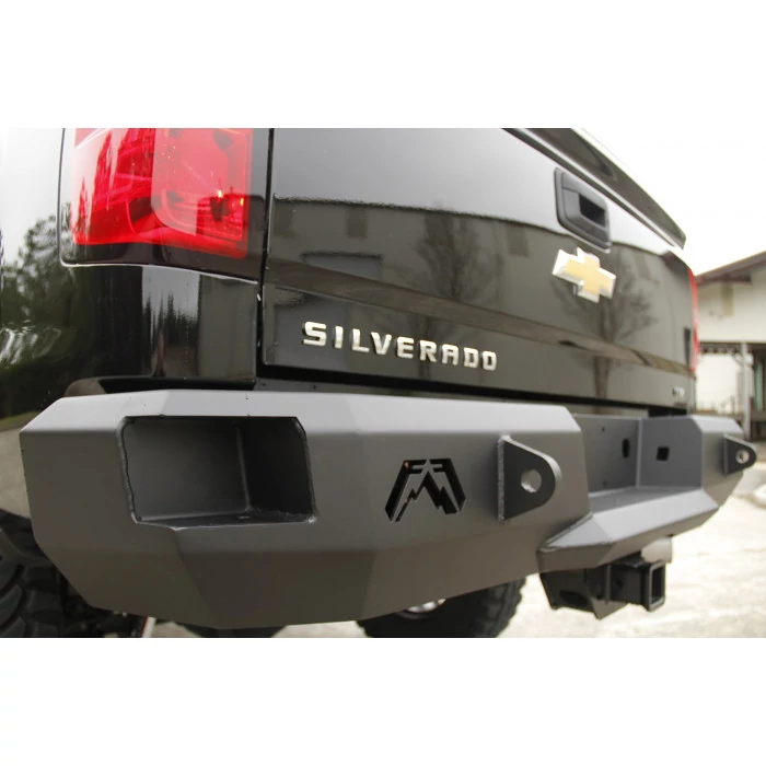 Fab Fours® - Heavy Duty Rear Bumper