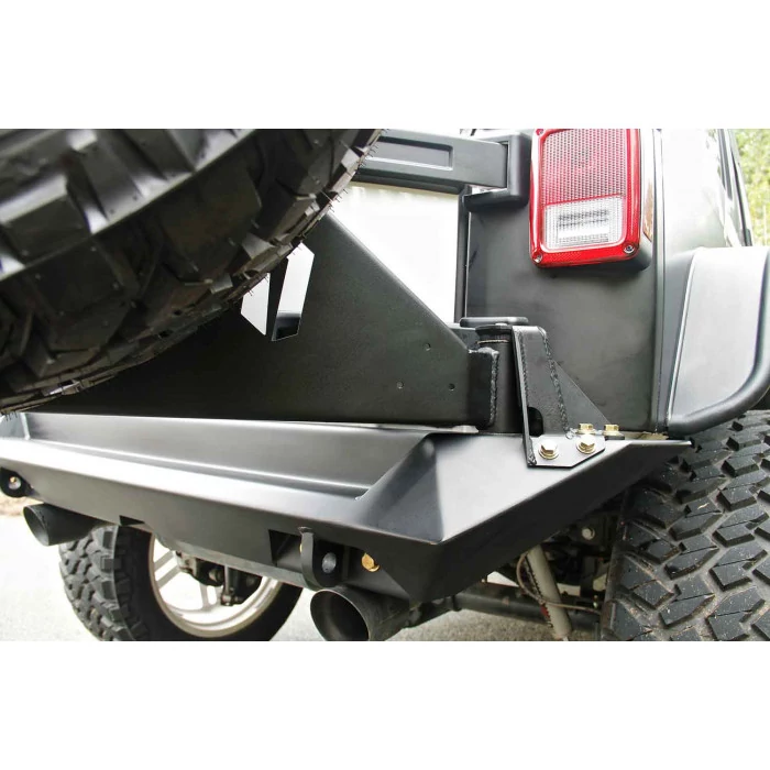 Fab Fours® - Off The Door Spare Tire Carrier
