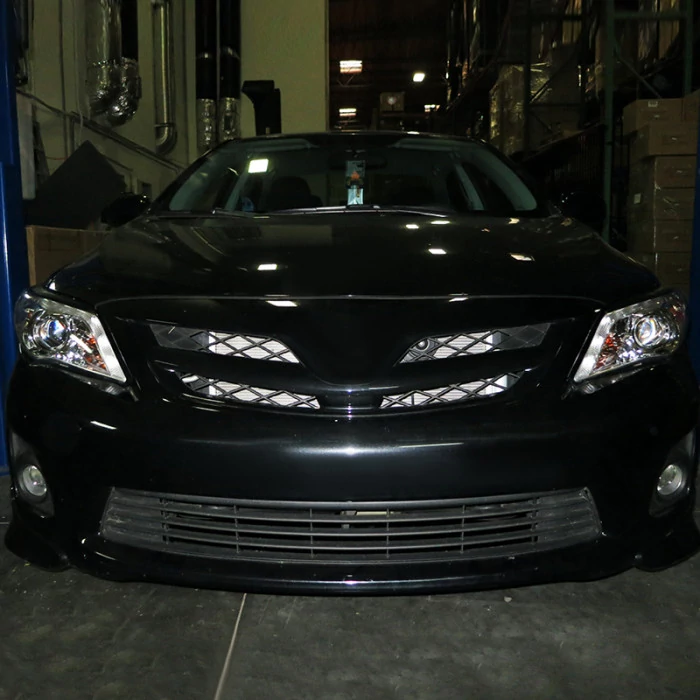 Spec-D - Chrome Projector Headlights with R8 Style LEDs