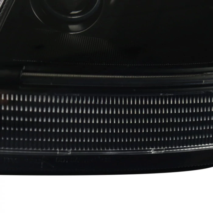 Spec-D - Black/Smoke Projector Headlights
