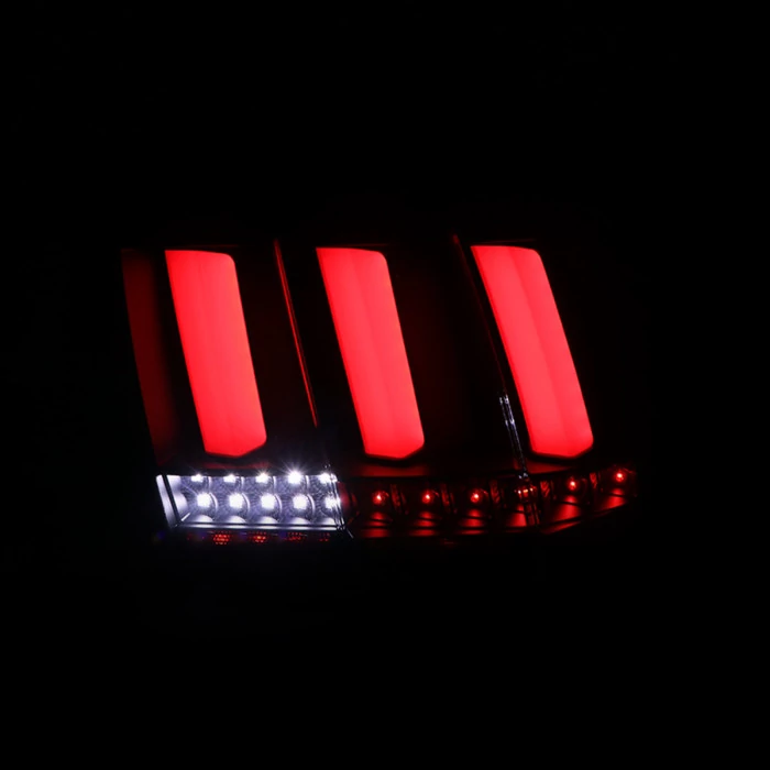 Spec-D - Black/Clear Sequential LED Tail Lights