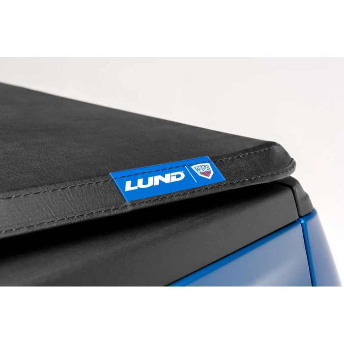 Lund® - Genesis Tri-Fold Tonneau Cover